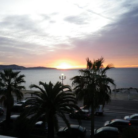 Hotel Azur นีซ ภายนอก รูปภาพ